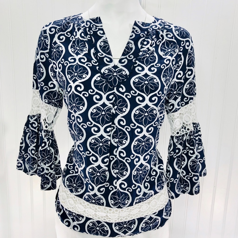 Navy Blue/White Summer Shirt Size SP Crown & Ivy - Picture 5 of 8